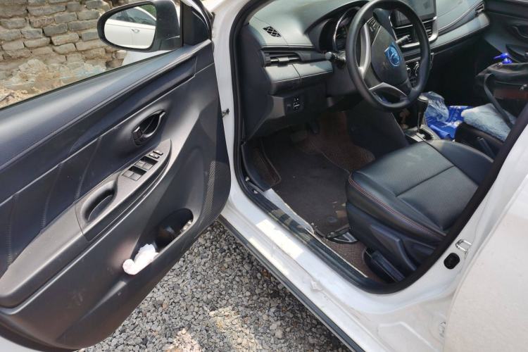 Used Toyota YARiS L 2022 X-Trail 1.5L CVT Leading PLUS Edition
