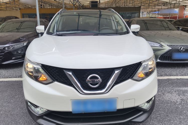 Used Nissan Qashqai 2016 2.0L CVT Luxury Edition
