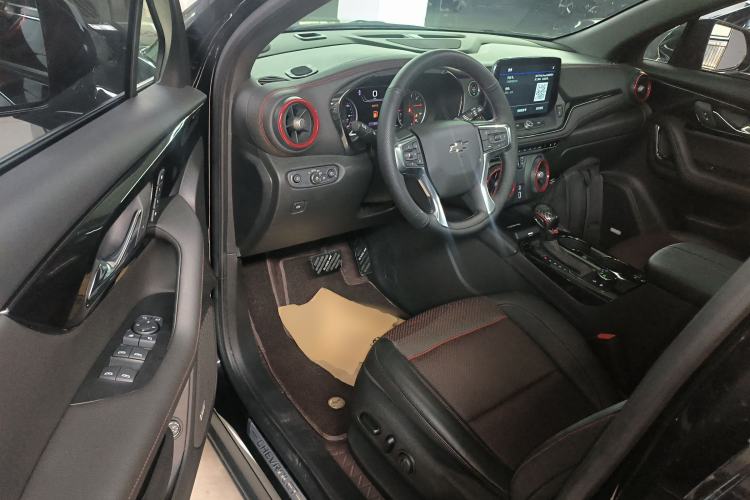 Used Chevrolet Blazer 2023 Light Hybrid 650T RS Twin-Clutch All-Wheel Drive Engine Version
