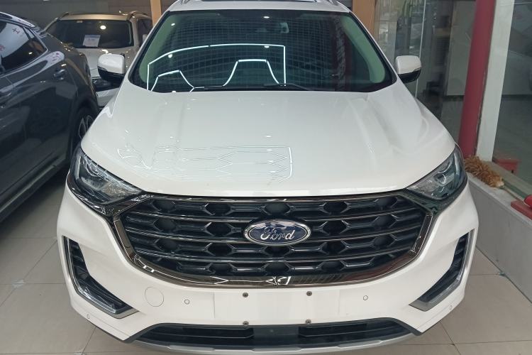 Used Ford Edge 2021 PLUS EcoBoost 245 Two-Wheel-Drive Titanium 7-Seater
