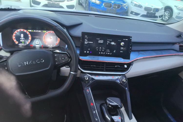 Used Lynk & Co 06 2021 1.5T Shero Pink Special Edition