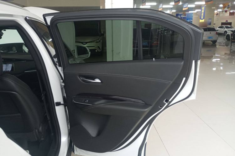 Used Cadillac XT4 2021 28T Two-Wheel Drive Tech Edition
