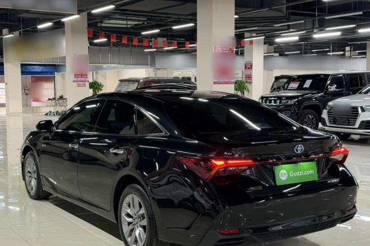 Used Toyota Avalon 2019 Dual-Engine 2.5L Luxury Edition China VI Standard
