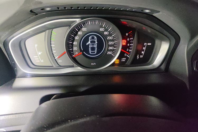 Used Volvo XC60 2017 T5 Smart Upgrade Edition
