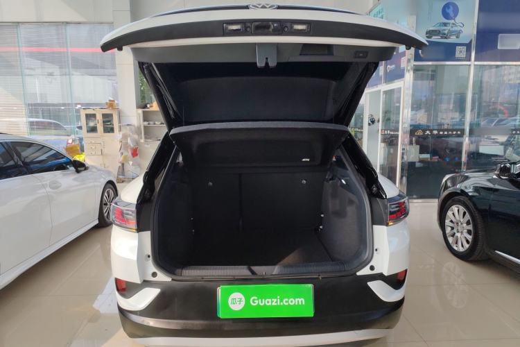 Used Volkswagen ID.4 CROZZ 2021 Long-Range PRO Two-Wheel Drive Version
