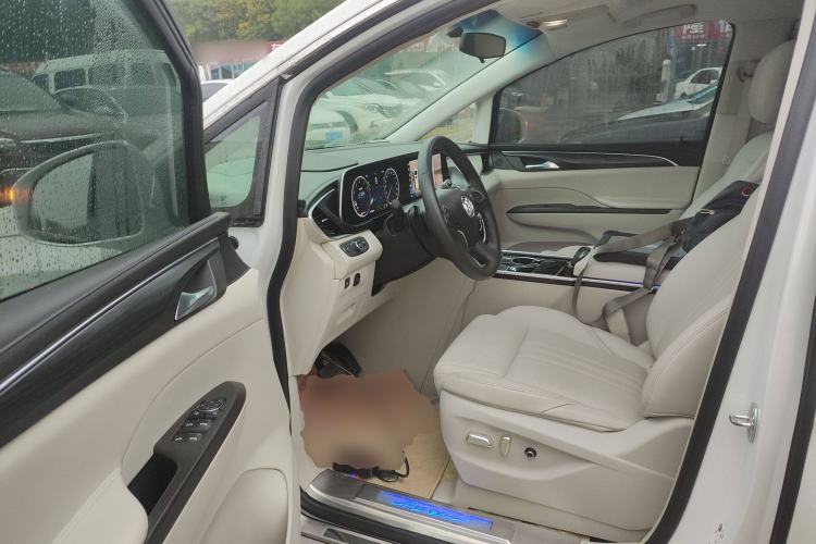 Used Buick GL8 2021 ES Landtrek 653T Comfort Edition
