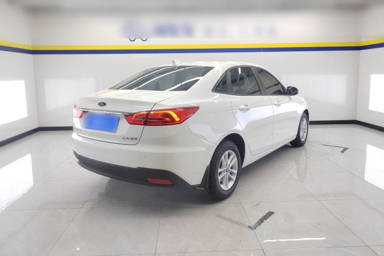 Used Ford Escort 2019 Revised 1.5L Automatic ZhiXiang Version China VI Standard
