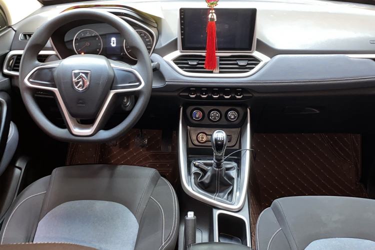 Used Baojun 530 2018 1.5T Manual Comfort Model China V Standard
