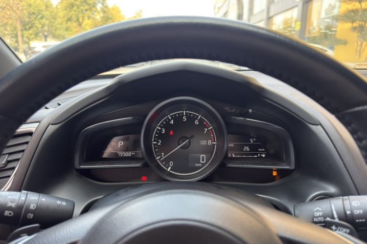 Used Mazda CX-4 2018 2.5L Automatic 4x4 Bluelight Fearless Edition China V Standard
