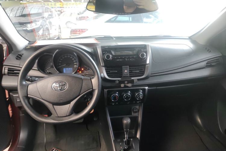 Used Toyota YARiS L 2019 1.5E CVT Dynamic Edition China VI compliant
