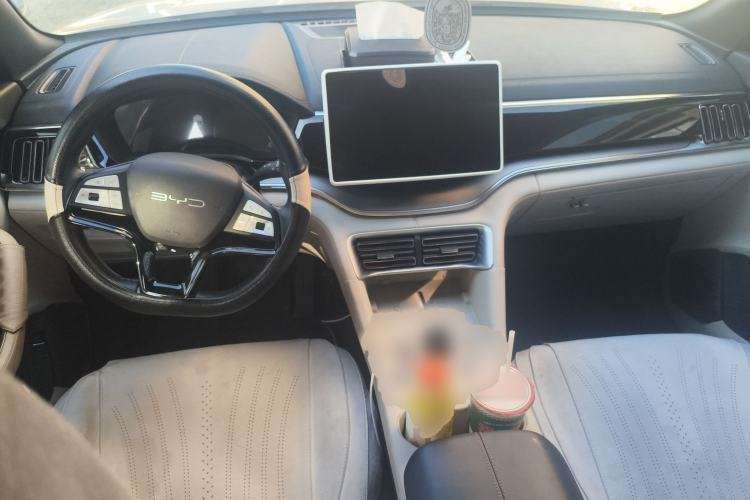 Used BYD Song PLUS New Energy 2023 Champion Edition EV 520KM Prestige Model
