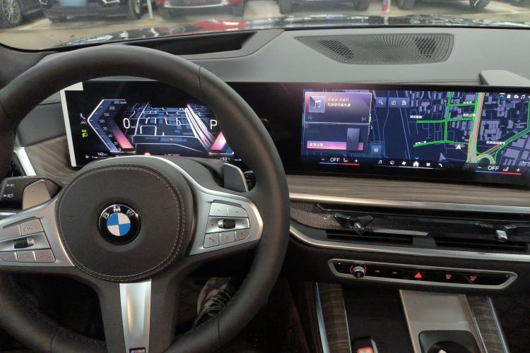 Used BMW X5 2023 xDrive 40Li M Sport Package
