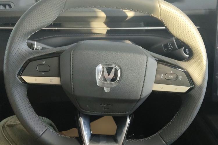 Used Changan Eado PHEV 2025 Smart New Blue Whale 145KM High-Energy Edition