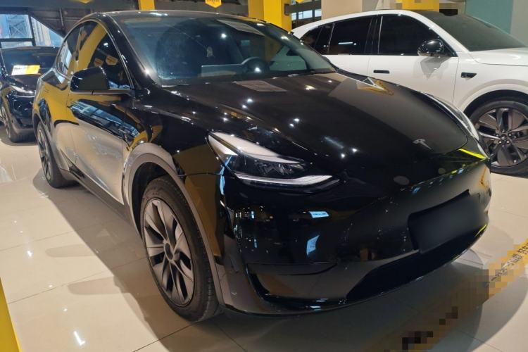 Used Tesla Model Y 2023 Rear-Wheel-Drive Version
