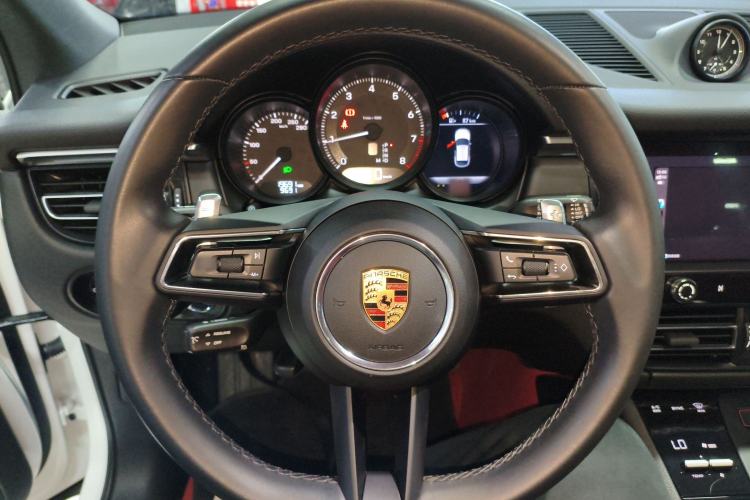Used Porsche Macan 2024 Macan 2.0T
