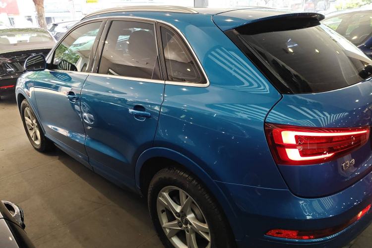 Used Audi Q3 2016 35 TFSI Fashion Model
