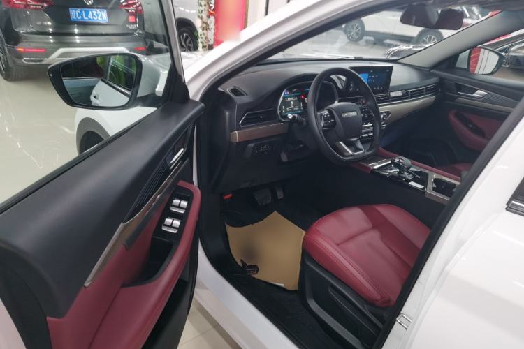 Used JETOUR X70 2024 1.5T DCT Glory PRO 5-Seater
