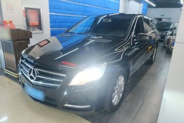 Used Mercedes-Benz R-Class 2017 R 320 4MATIC Business Edition Prestige Model