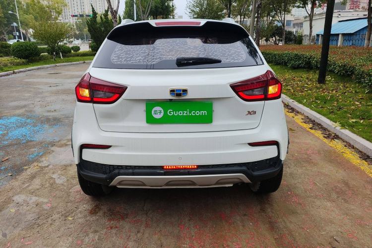 Used Geely Auto Vision X3 2019 Upgraded Model 1.5L CVT Elite Version