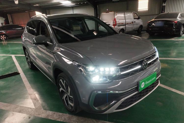 Used Volkswagen Tharu 2023 300TSI Two-Wheel-Drive Full Moon Edition