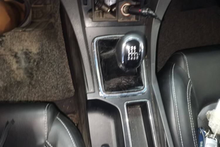 Used Geely Auto Emgrand 2015 Sedan 1.3T Manual Upward Edition
