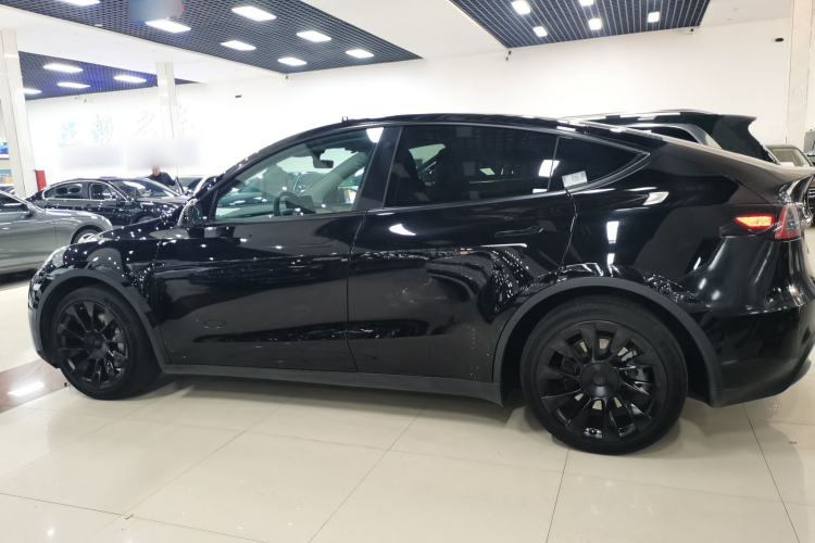 Used Tesla Model Y 2022 Rear-Wheel-Drive Version
