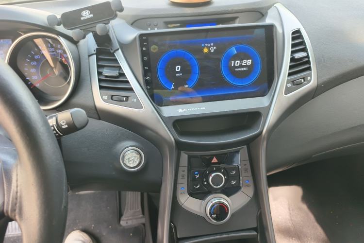 Used Hyundai Elantra 2015 1.6L Automatic Leading Model
