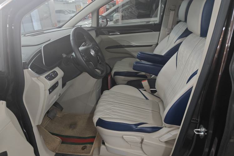 Used Buick GL8 2021 ES Landtrek 653T Comfort Edition