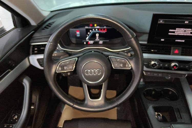 Used Audi A4L 2022 40 TFSI Fashion Dynamic Model
