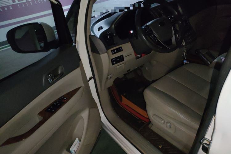 Used BYD M6 2015 2.4L Automatic Prestige Edition