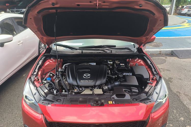 Used Mazda Mazda 3 Axela 2017 Sedan 1.5L Automatic Luxury Model China VI Standard
