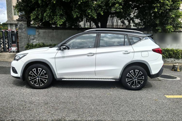 Used BYD Song New Energy 2017 Song DM 1.5TID All-Wheel Drive Luxury Model
