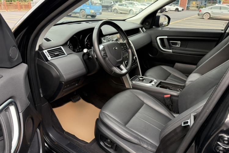 Used Land Rover Discovery Sport 2019 240 PS SE Version China VI Standard