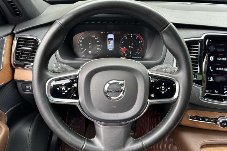 Used Volvo XC90 2021 B6 Zhiyi Luxury Edition 7-Seater
