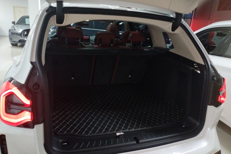 Used BMW X3 2022 Second Facelift xDrive30i Leading Edition M Night Sky Package
