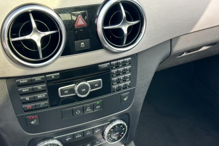 Used Mercedes-Benz GLK-Class 2015 GLK 260 4MATIC Fashion Edition Ultimate Version
