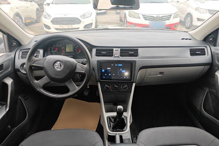 Used Skoda Rapid 2013 1.4L Manual Enjoyment Model
