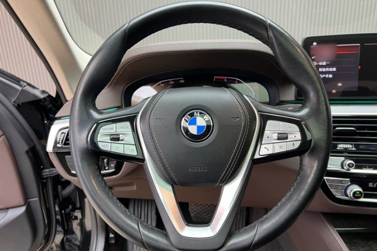 Used BMW 5 Series 2021 Updated Version 525Li Luxury Package
