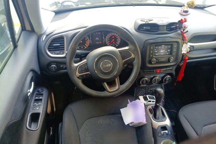 Used  Renegade 2017 180T Automatic High-Energy Version
