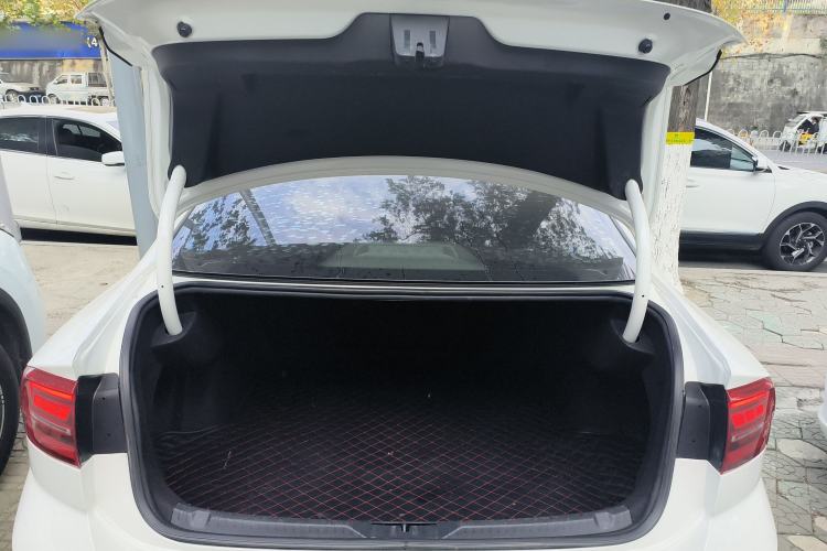 Used Volkswagen Lamando 2021 230TSI DSG Fashion Edition
