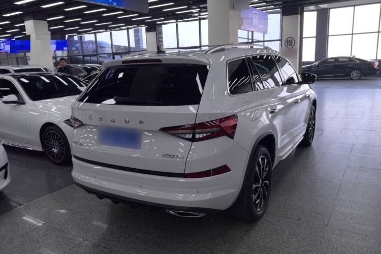 Used Skoda Kodiaq 2024 TSI330 5-Seater Two-Wheel-Drive Luxury Edition
