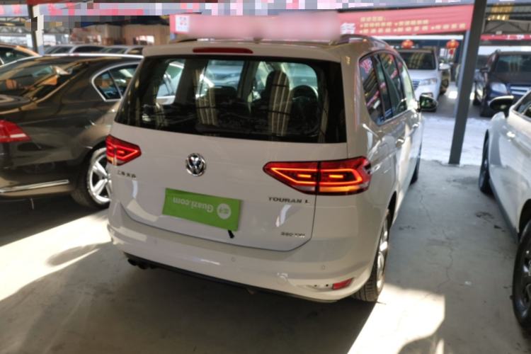 Used Volkswagen Touran 2016 Volkswagen Touran L 280TSI DSG Comfort Edition