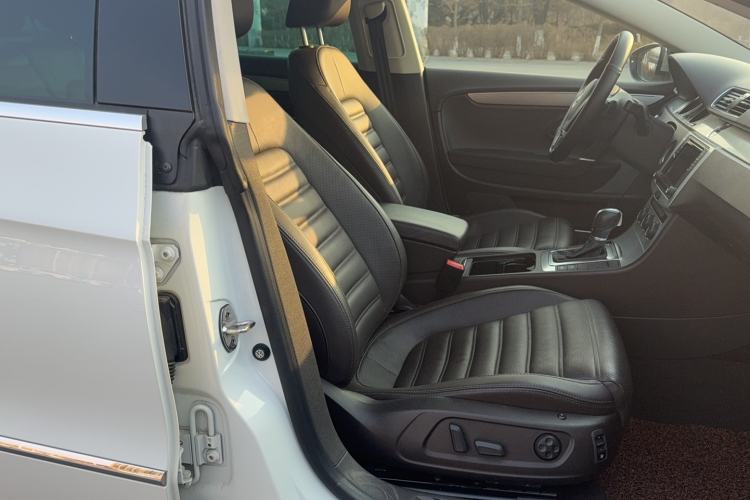 Used Volkswagen FAW-Volkswagen CC 2016 1.8TSI Luxury Model
