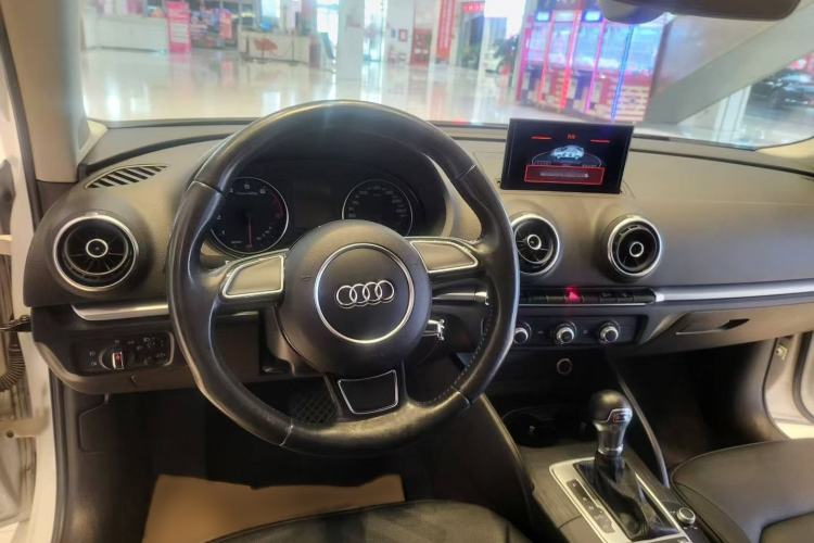 Used Audi A3 2016 Limousine 35 TFSI Ambition Edition
