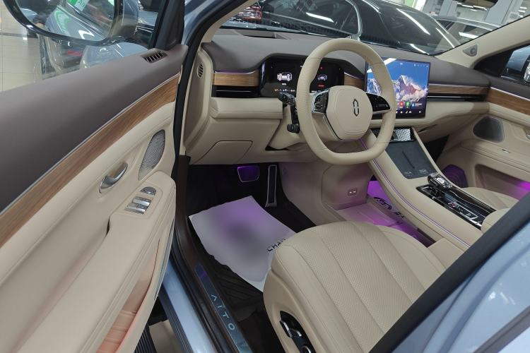 Used Hima AITO M7 2024 1.5T Intelligent Driving 4WD Max Edition 5 Seats