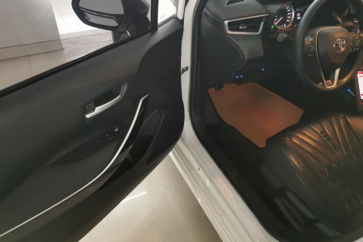 Used Toyota Corolla 2021 Dual-Motor 1.8L E-CVT Elite Edition