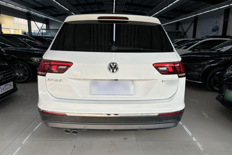 Used Volkswagen Tiguan L 2019 Revised 330TSI Automatic Two-Wheel Drive Smart & Luxury Edition China VI Standard
