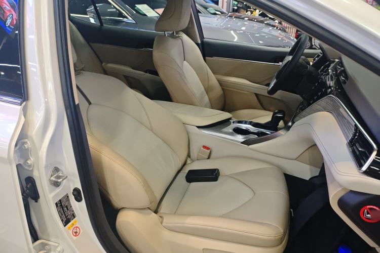 Used Toyota Camry 2018 Dual-Engine 2.5 HG Luxury Edition