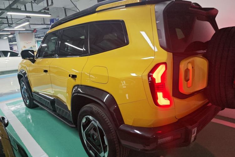 Used  G318 2025 Worry-Free Adventure Edition Four-Wheel Drive Secret Realm Version