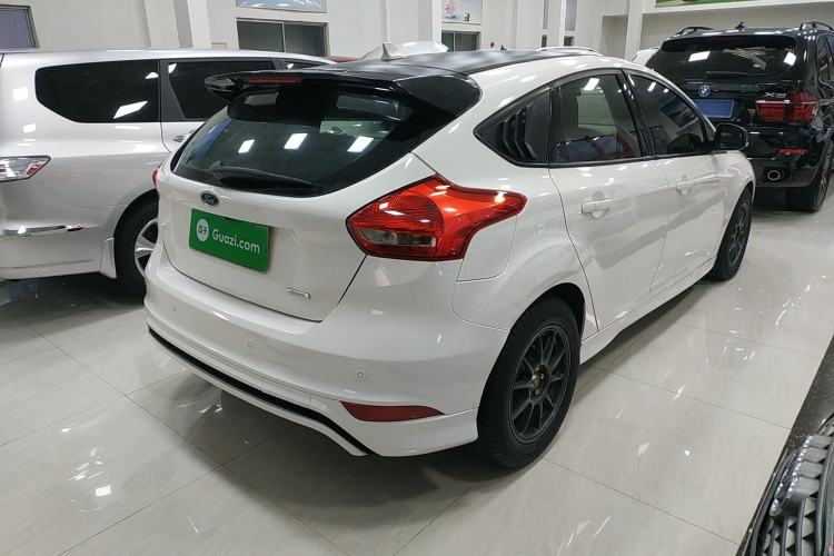 Used Ford Focus 2017 Hatchback 1.6L Automatic Fashion Edition Smart Drive Version
